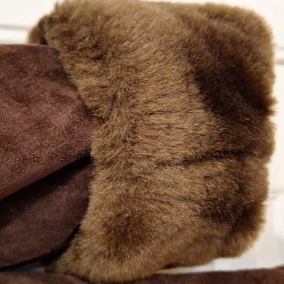 DENNIS BASSO LEATHER COAT - Picture 3 of 6